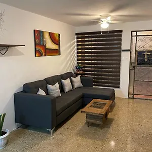 Holiday home Merida, Casa De La Luna 